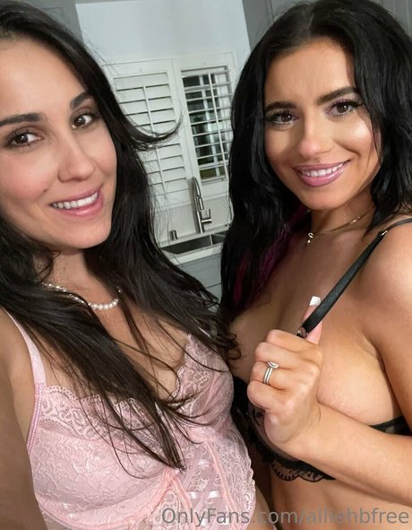 alliehbfree star free photos