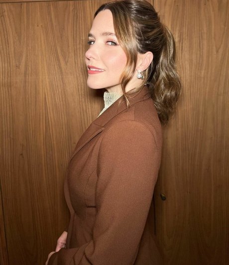 Sophia Bush exclusive model pic