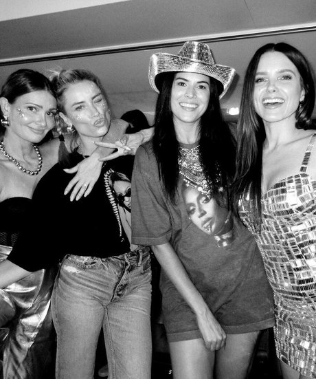 Sophia Bush perfect pornstar pic