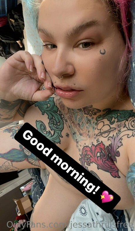 jessathrillsfree nude star img