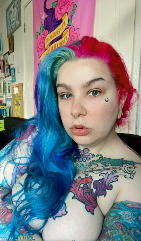 jessathrillsfree pornographic model image