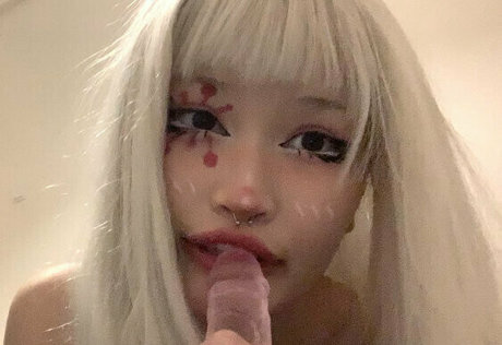 lewdcapy nude pornstar pictures