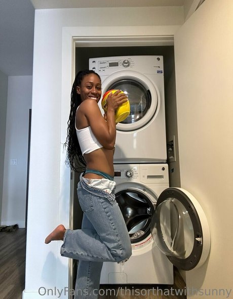 thisorthatwithsunny model pornographic pic