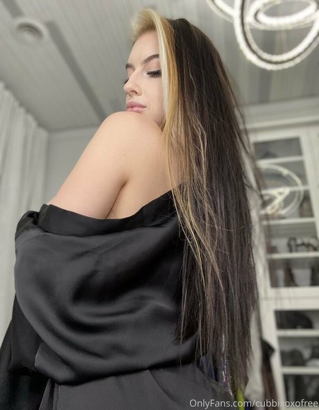 cubbixoxofree pornstar naked photos