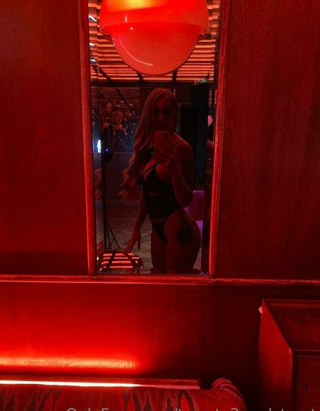 twenty3paulstreet model art images