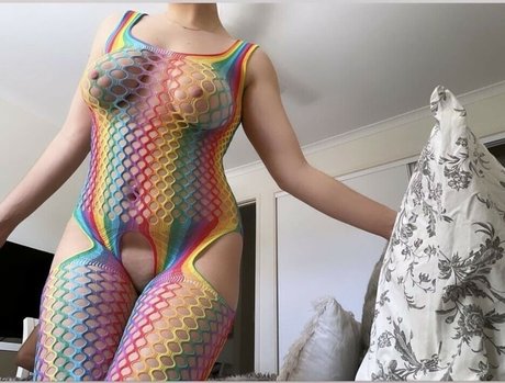 rose wyatt model nice photo