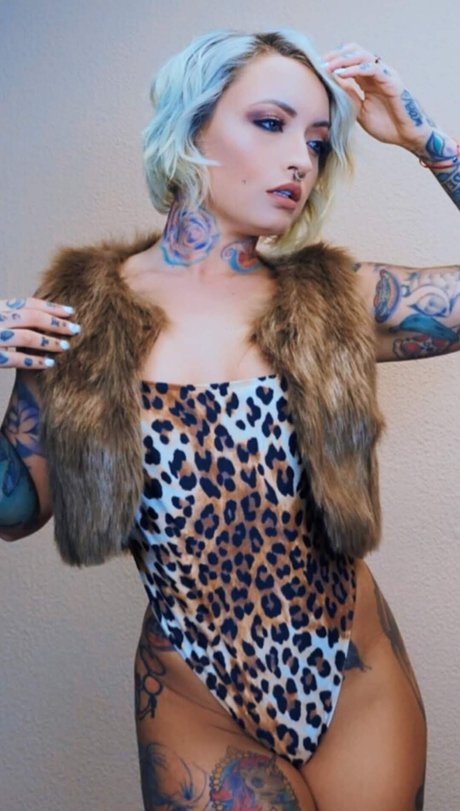 Vany Vicious adult model image