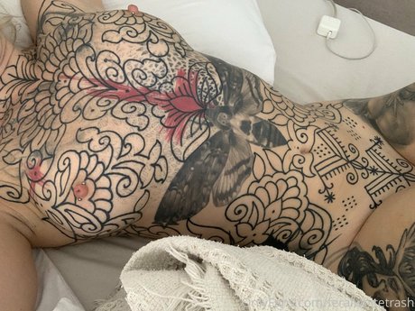 FeralWhiteTrash star naked galleries