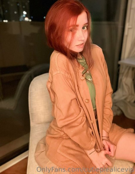 cutiepie Alice model beautiful image