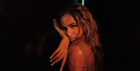 Poonam Pandey naked star images