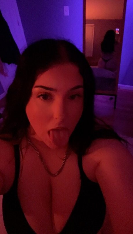 Angelinuhz pretty model photo