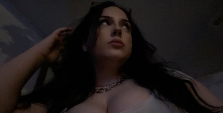 Angelinuhz star hd pic