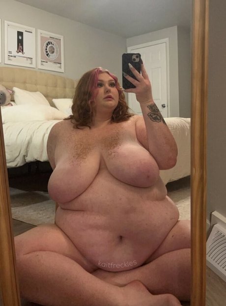Kait Freckles free pornstar img