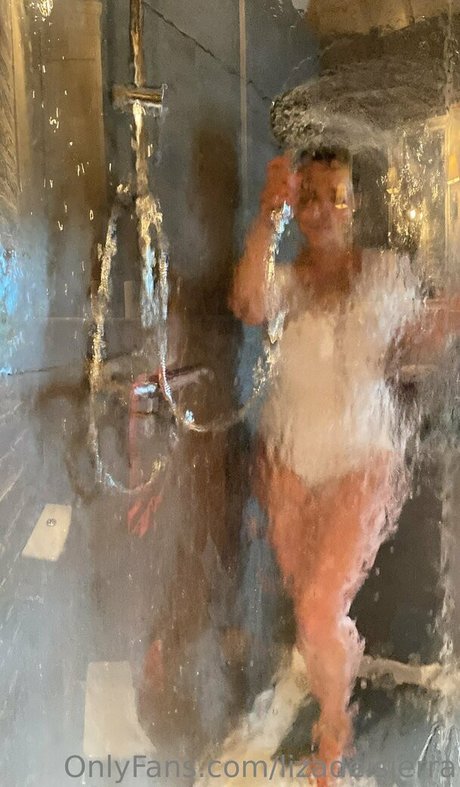 Liza Del Sierra model top pics