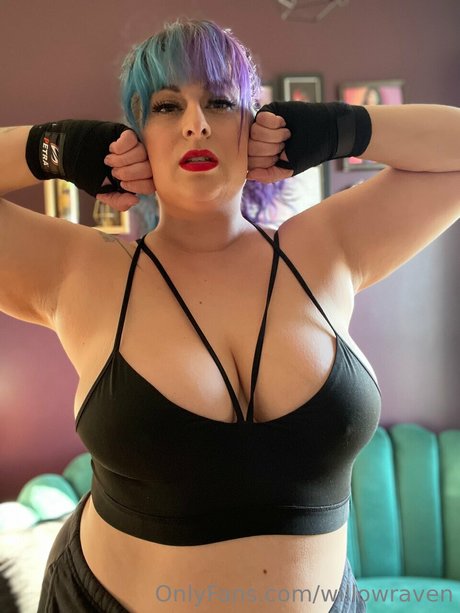 Willow Raven pornstar free image