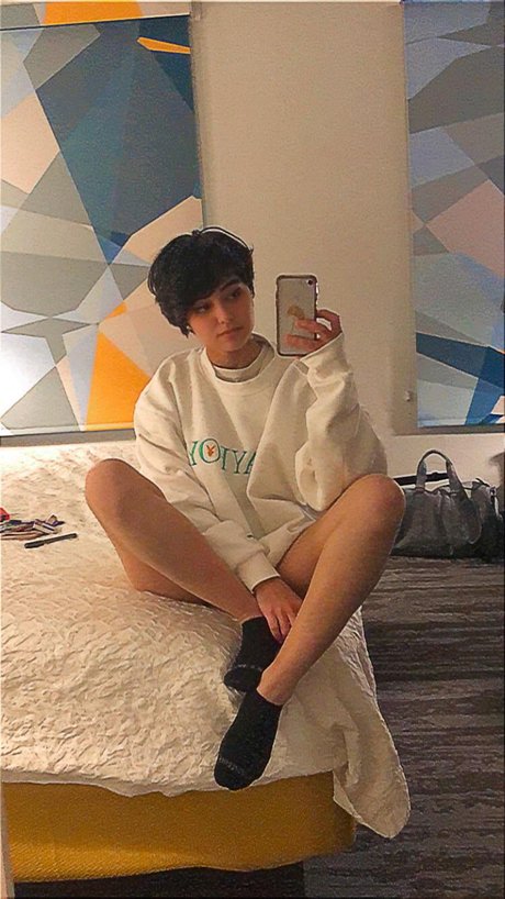 Shea Briar top actress pictures