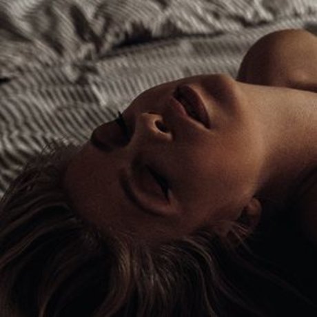 beacorn art xxx model galleries