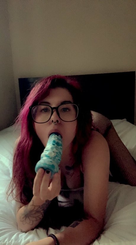 EGirl Slut naked model images