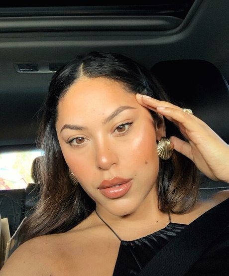 Audrey Littie model porn pics