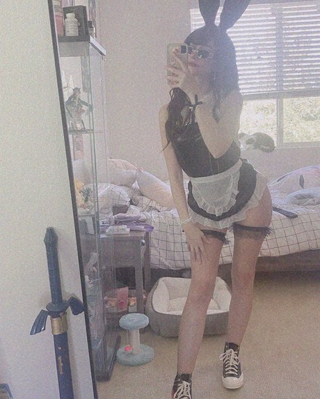 amiiinuu model pretty photos