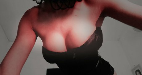 Viollet Collins pornstar hd galleries