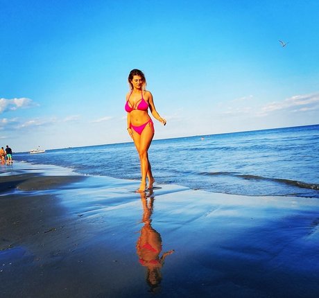 SecretDesire erotic pornstar pictures