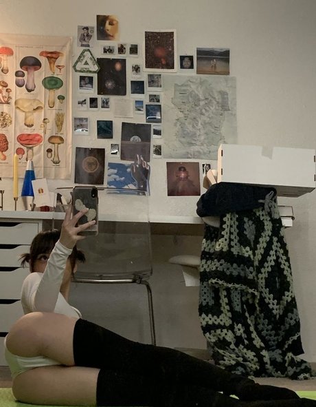 thisbicthdied nudes star archive