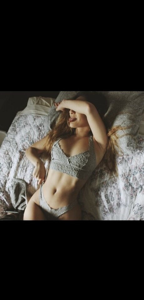 deannarapanotti beautiful actress images