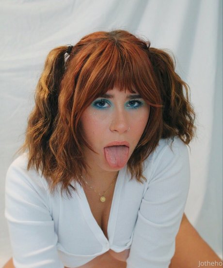 mellarius model nude galleries