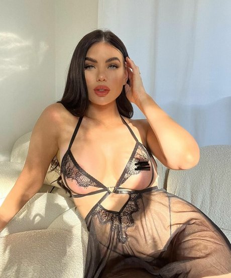 Nicole Thorne model xxx archive