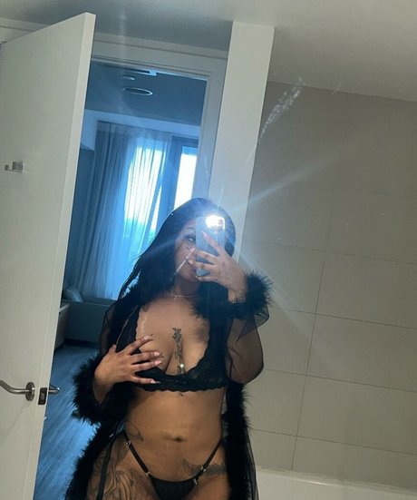 Stormiiy star hd picture