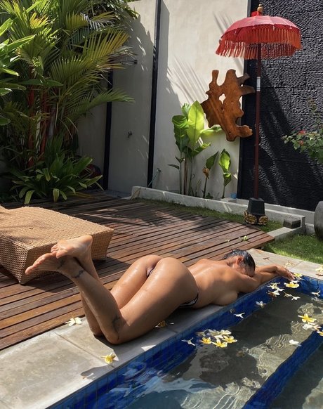 Imsummer sexy star pics