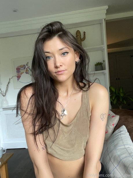 JozyBlows porn actress img