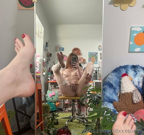 RedXXXSuede naked pornstar image