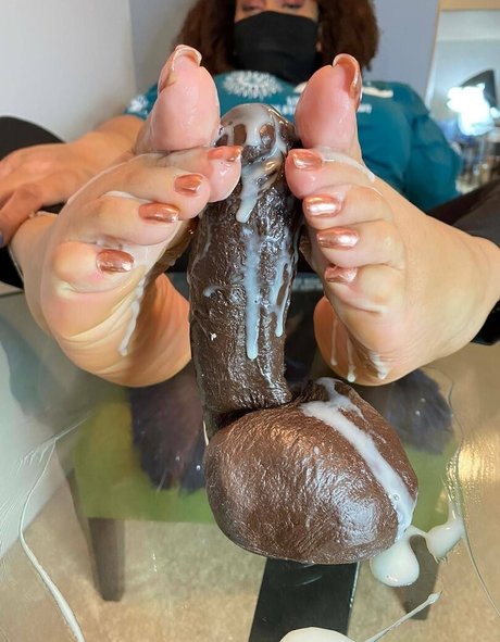 THEDCFOOTQUEEN erotic star archive