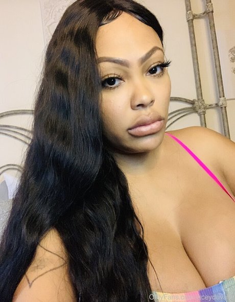 Lacey Duvalle star xxx pics