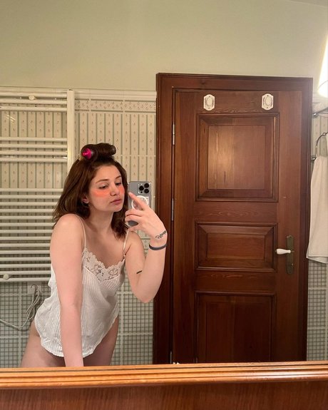 Buse yilmaz perfect pornstar pictures