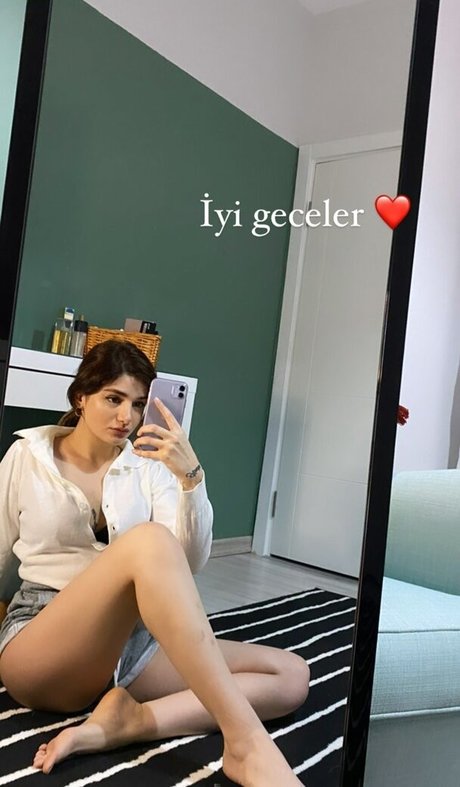 Buse yilmaz best star photos