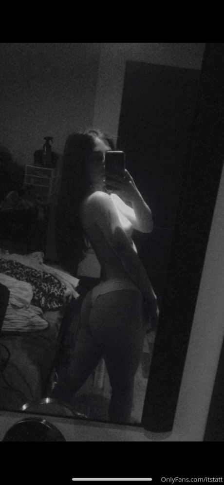 Itstatt hot model gallery