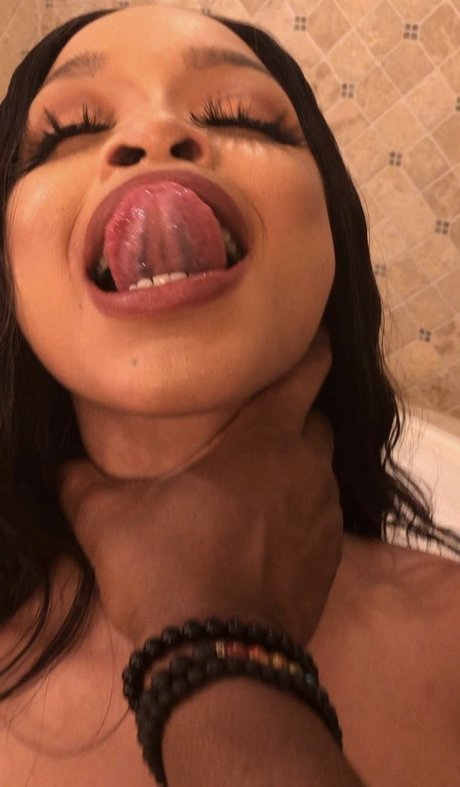 Advoree nudes pornstar pics