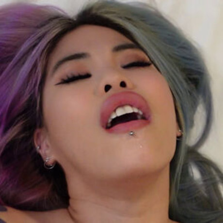 Tiffanypink pornstar photo