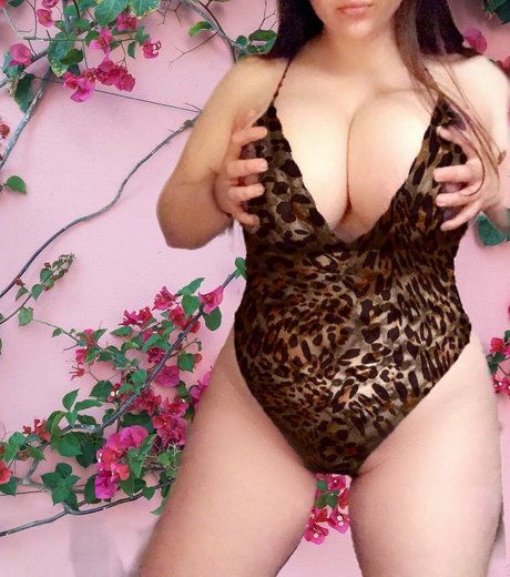 Emmalakes pornstar perfect images