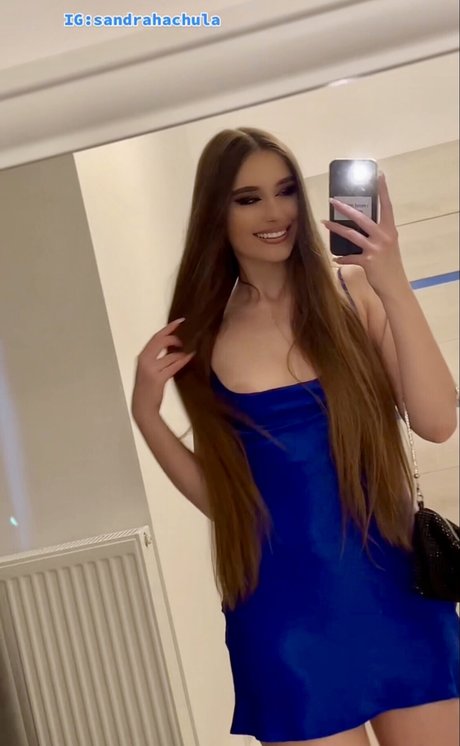 Sandra Hachula model adult image