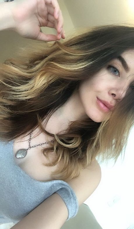 lauravega pornstar adult gallery