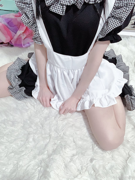 A1es5andra pornographic model gallery