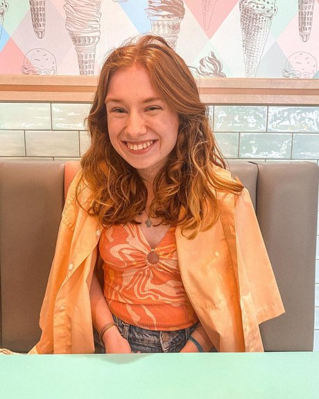 Kay Proctor adult model img