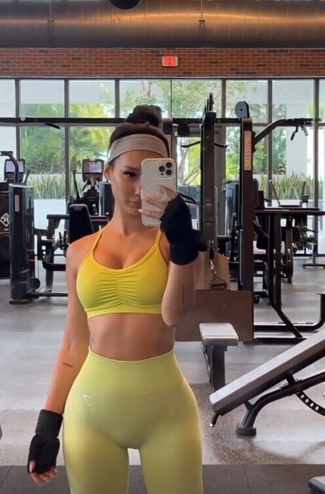 Graciii3 hot star photos