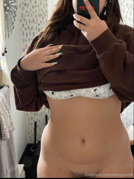 Changoodie pretty pornstar gallery