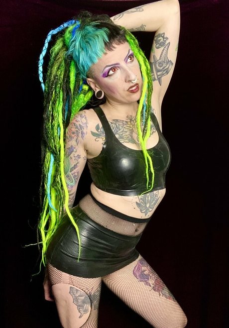 elfspitfree pornstar adult archive