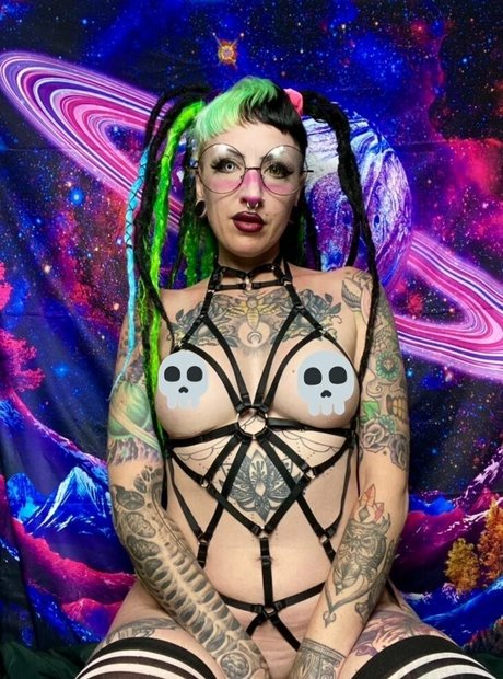 elfspitfree pornstar hot img